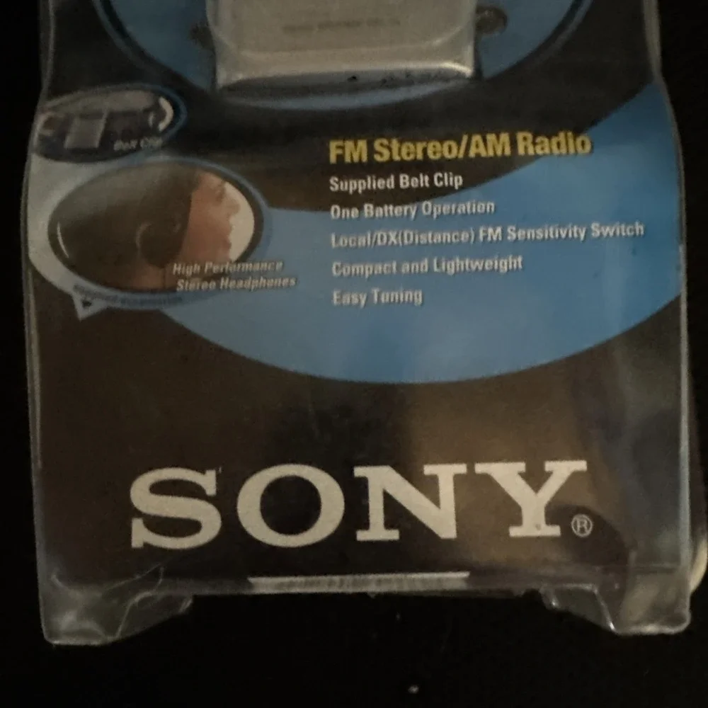 Sony SRF-59 AM FM Walkman Radio Silver w/ Headphones Belt Clip New Sealed NOS